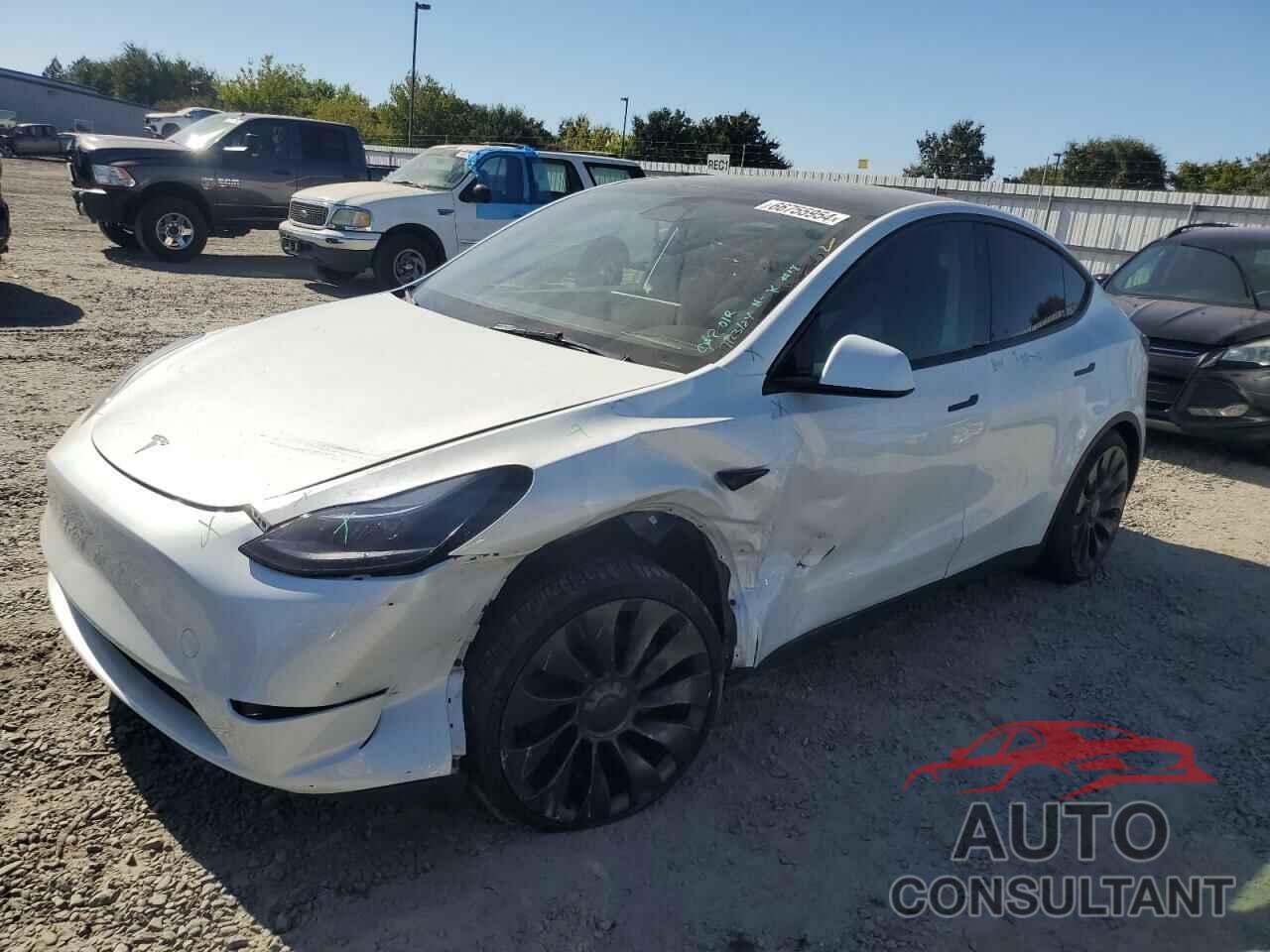 TESLA MODEL Y 2023 - 7SAYGDEF2PF647307