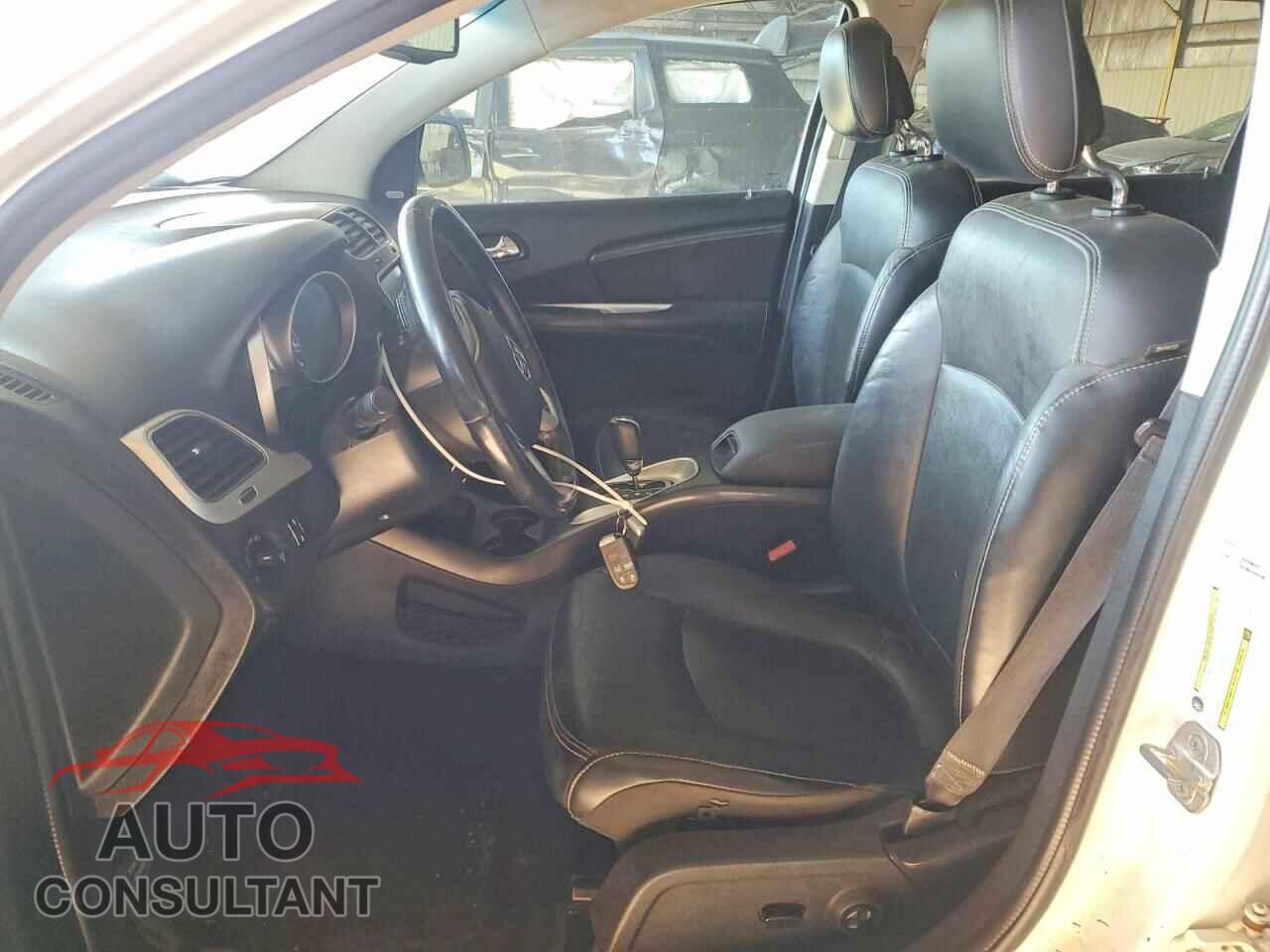 DODGE JOURNEY 2015 - 3C4PDCBG8FT599501