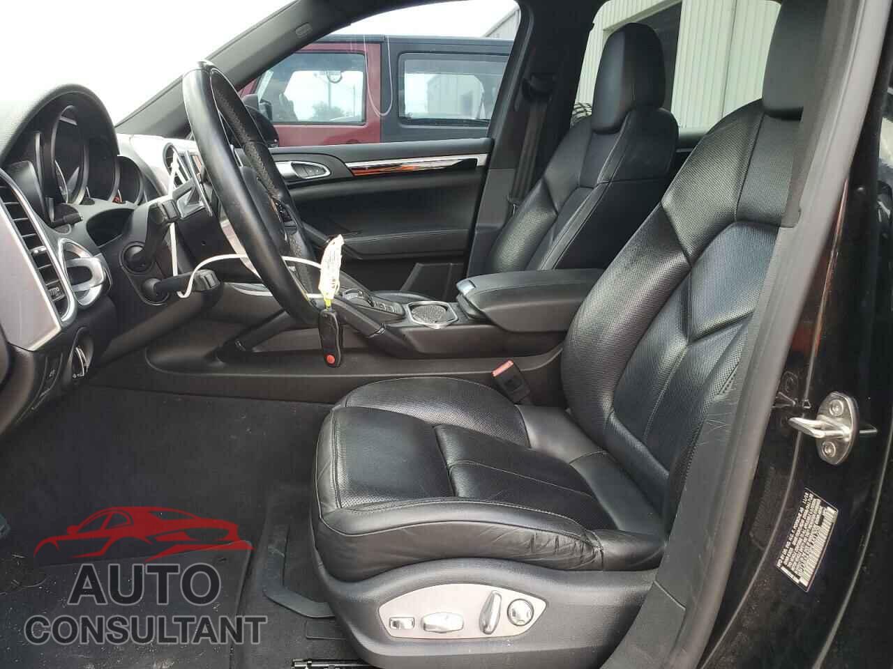 PORSCHE CAYENNE 2017 - WP1AB2A29HLA51709
