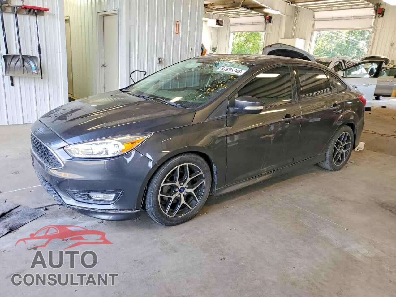 FORD FOCUS 2015 - 1FADP3F28FL373047