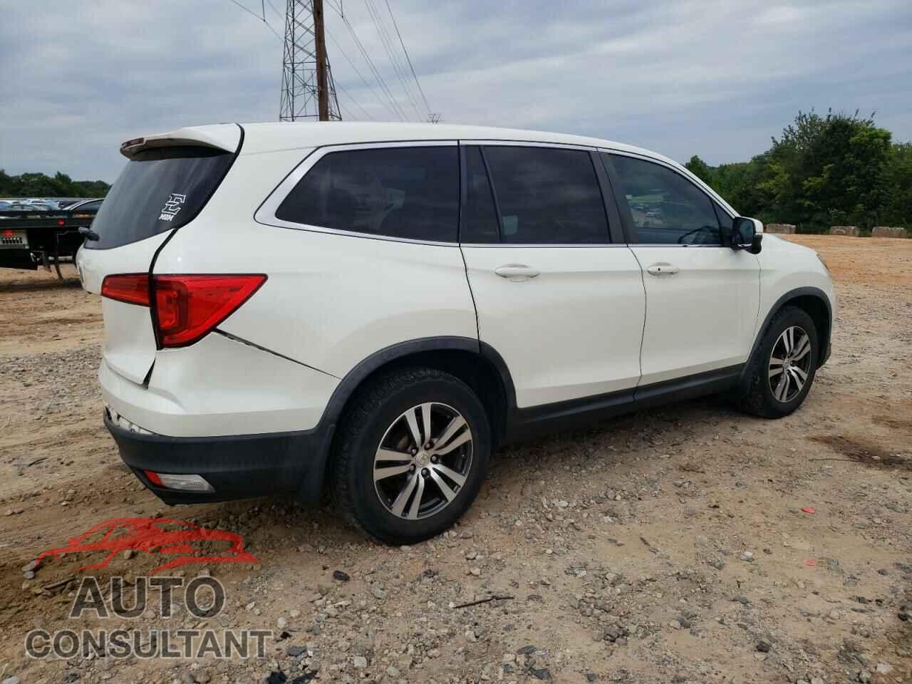 HONDA PILOT 2016 - 5FNYF5H57GB018604