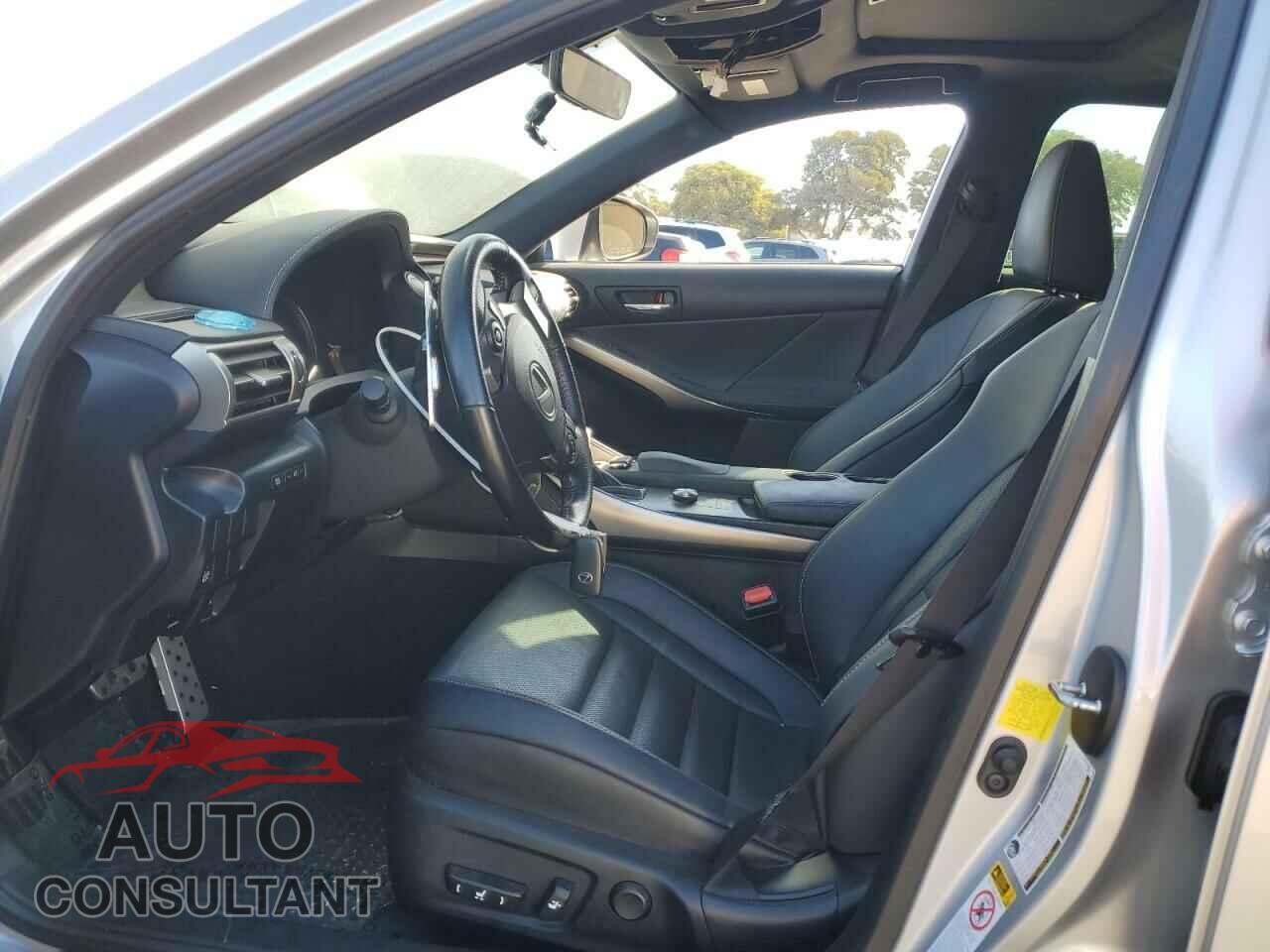 LEXUS IS 2016 - JTHBA1D29G5015955