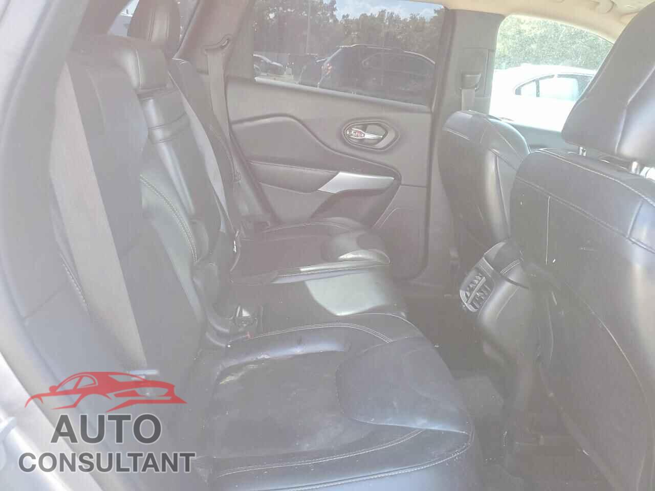 JEEP CHEROKEE 2018 - 1C4PJLLB6JD568824