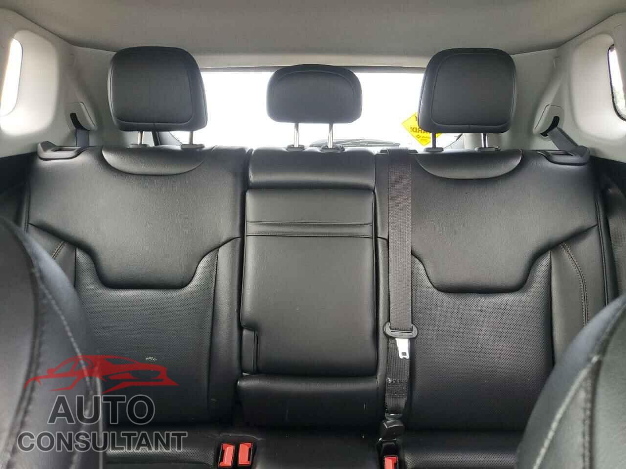 JEEP COMPASS 2018 - 3C4NJDCB6JT369201