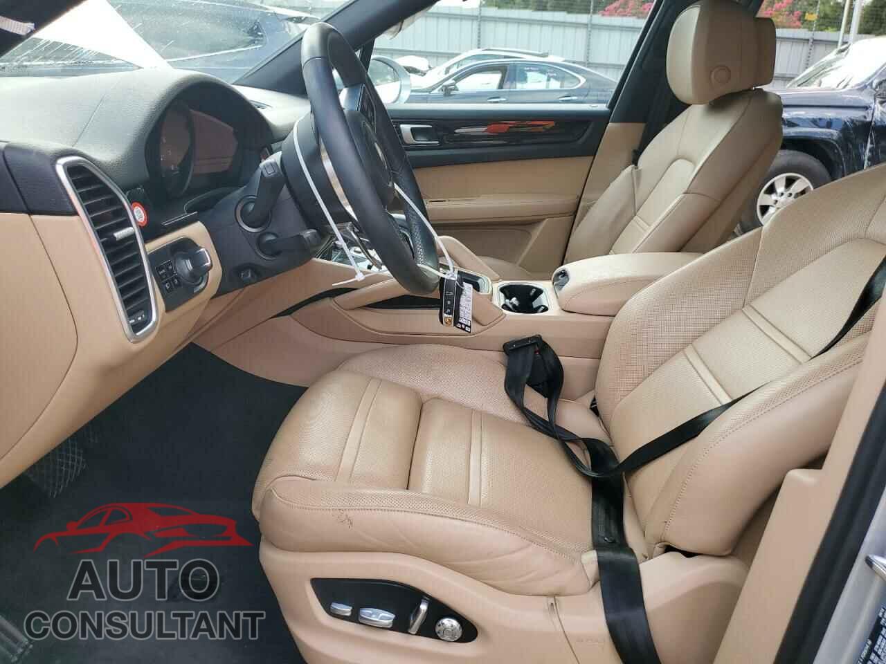 PORSCHE CAYENNE 2019 - WP1AA2AY5KDA06503