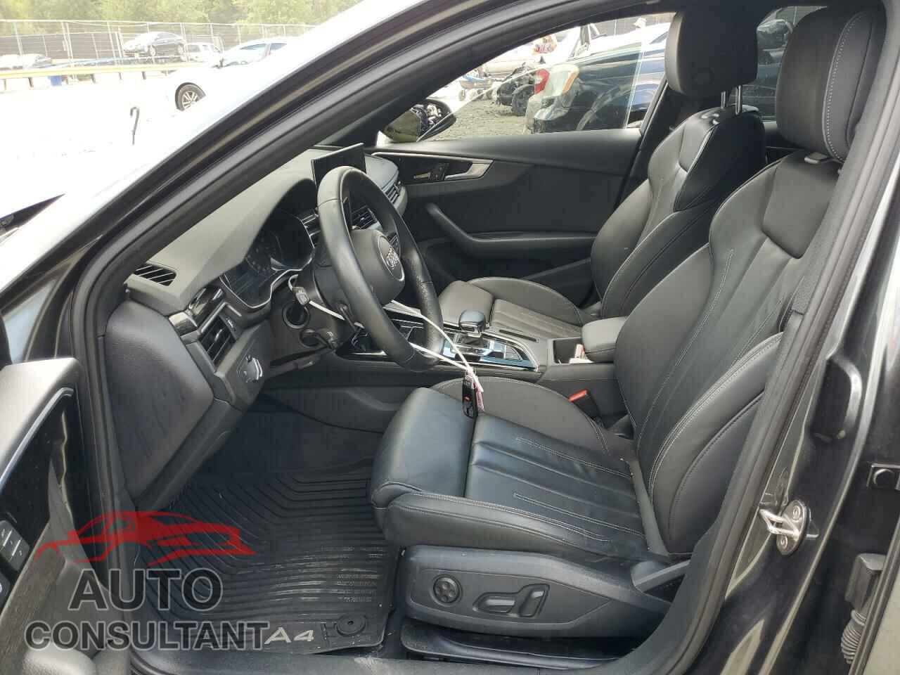 AUDI A4 2021 - WAUDAAF47MN010951