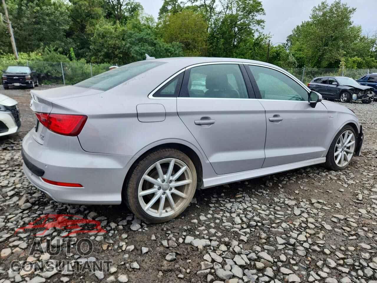 AUDI A3 2015 - WAUKFGFF5F1011605