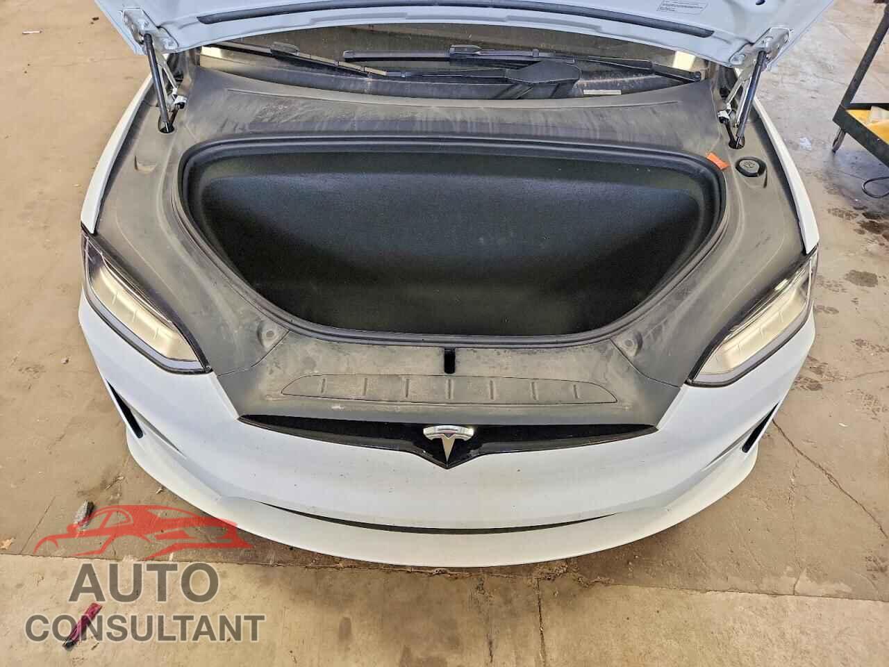 TESLA MODEL X 2022 - 7SAXCBE51NF356992