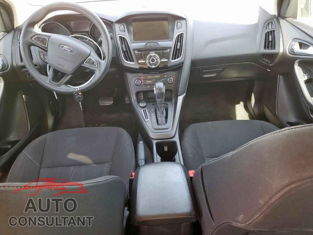 FORD FOCUS 2017 - 1FADP3H28HL266743