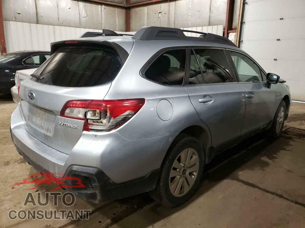 SUBARU OUTBACK 2018 - 4S4BSAFC8J3358680