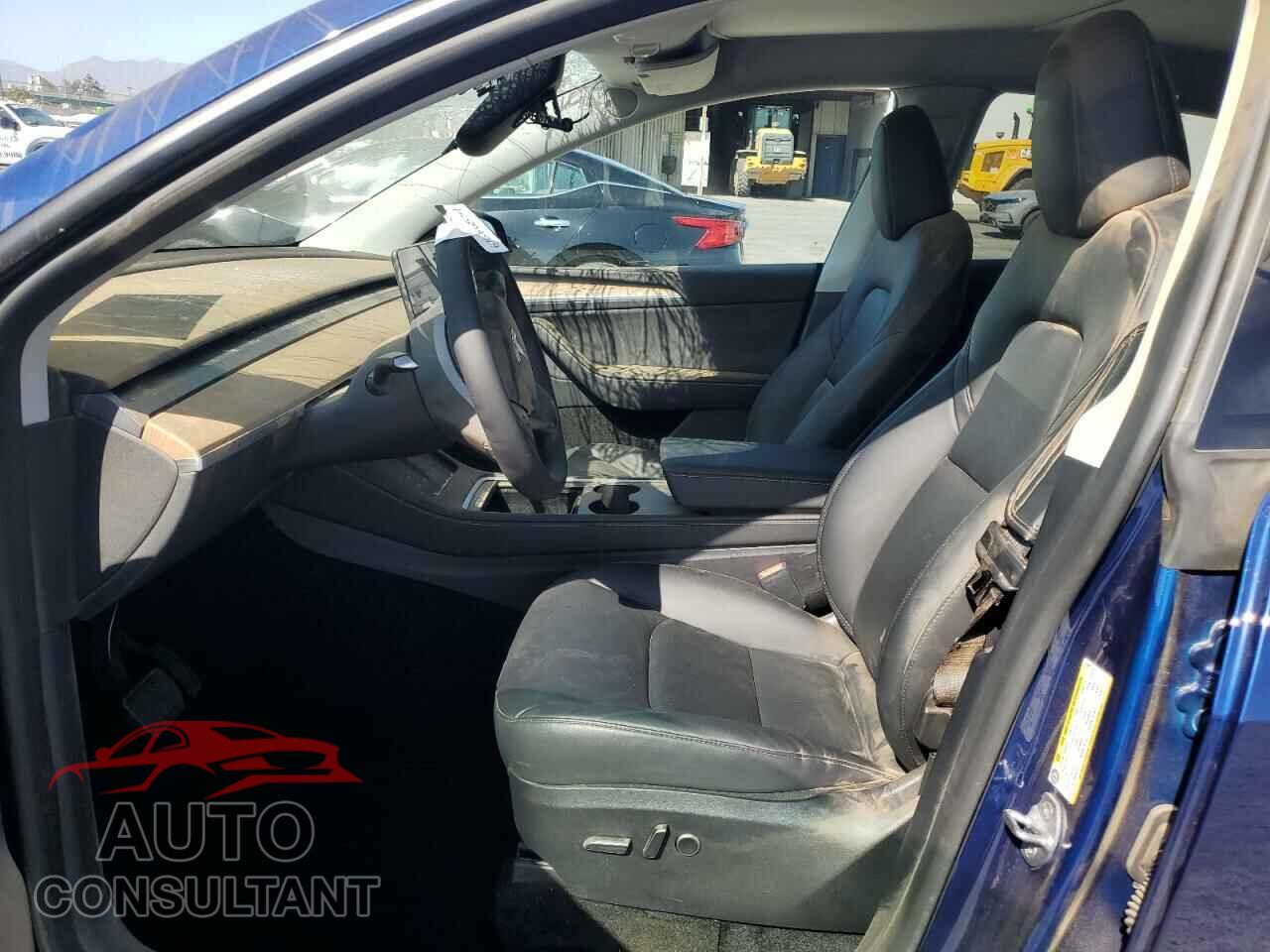 TESLA MODEL Y 2024 - 7SAYGDEE7RA219031