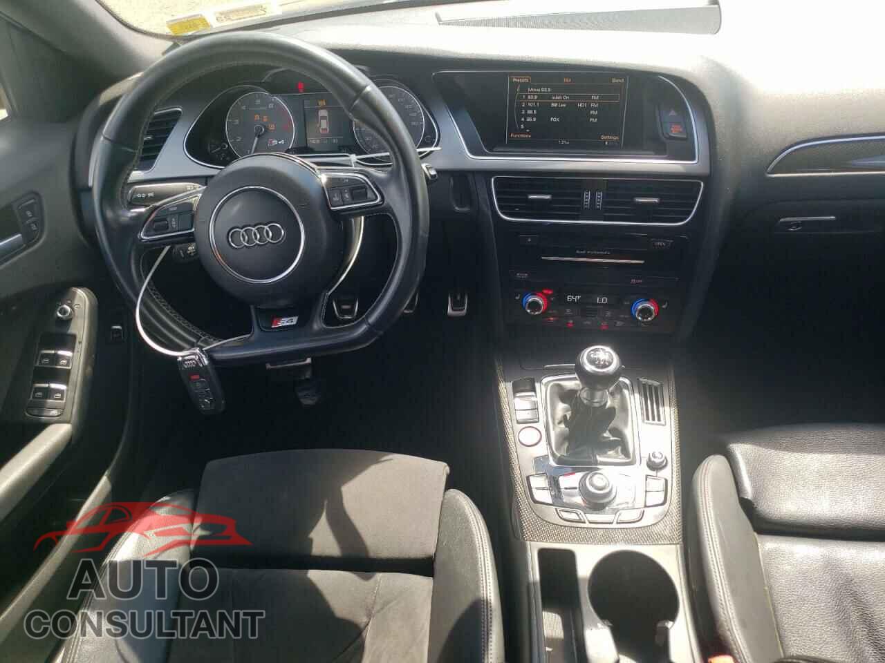 AUDI S4/RS4 2014 - WAUDGAFL9EA042802