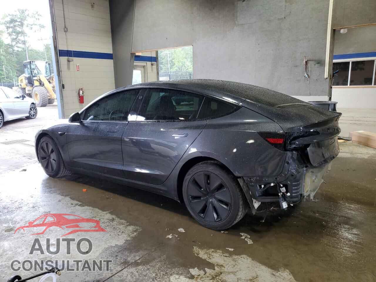 TESLA MODEL 3 2024 - 5YJ3E1EB2RF724592