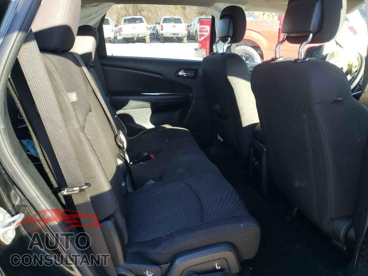 DODGE JOURNEY 2018 - 3C4PDCAB1JT242241