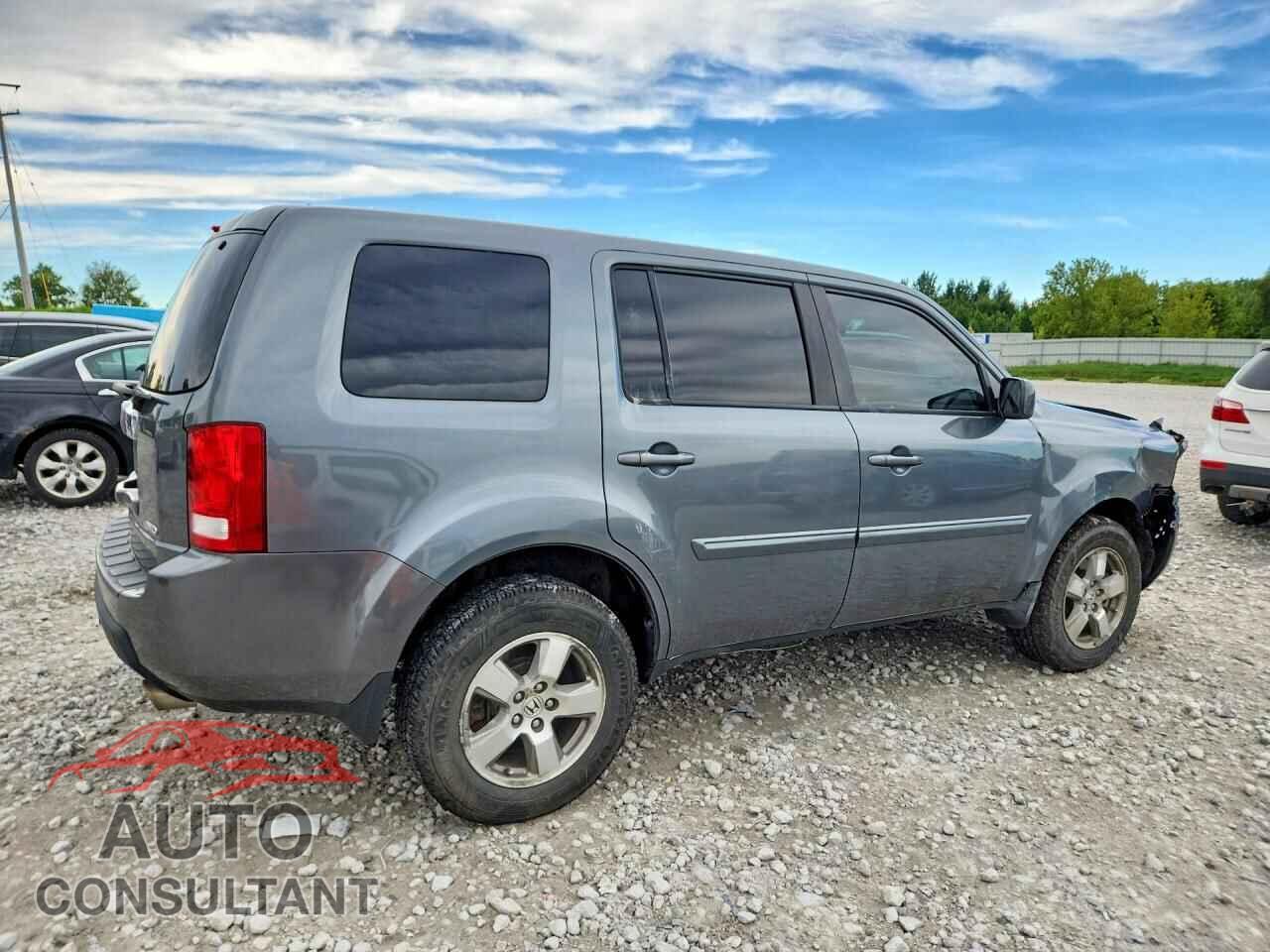HONDA PILOT 2011 - 5FNYF4H57BB022946