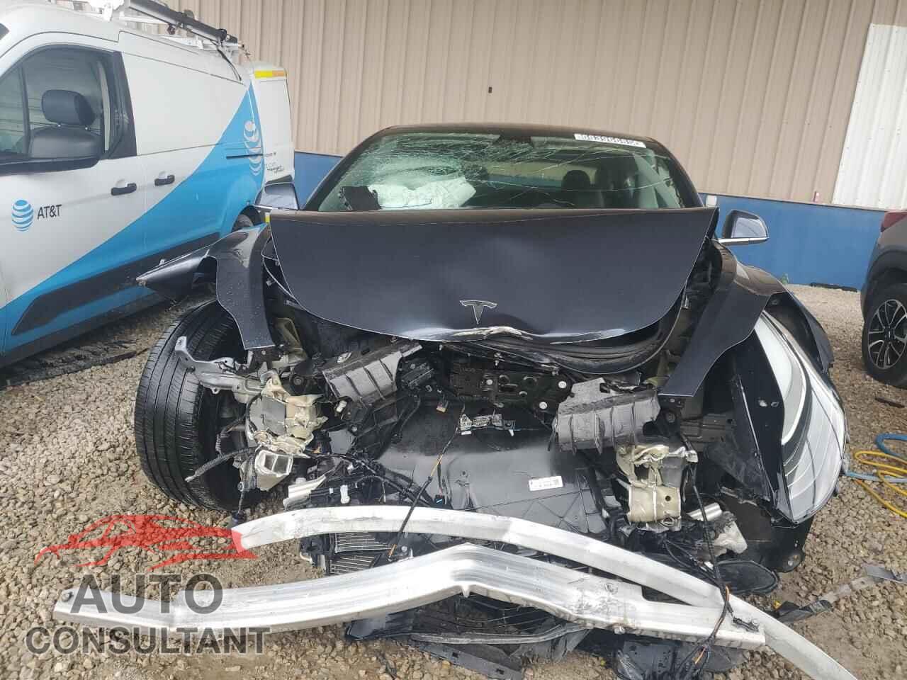 TESLA MODEL 3 2019 - 5YJ3E1EA7KF428531