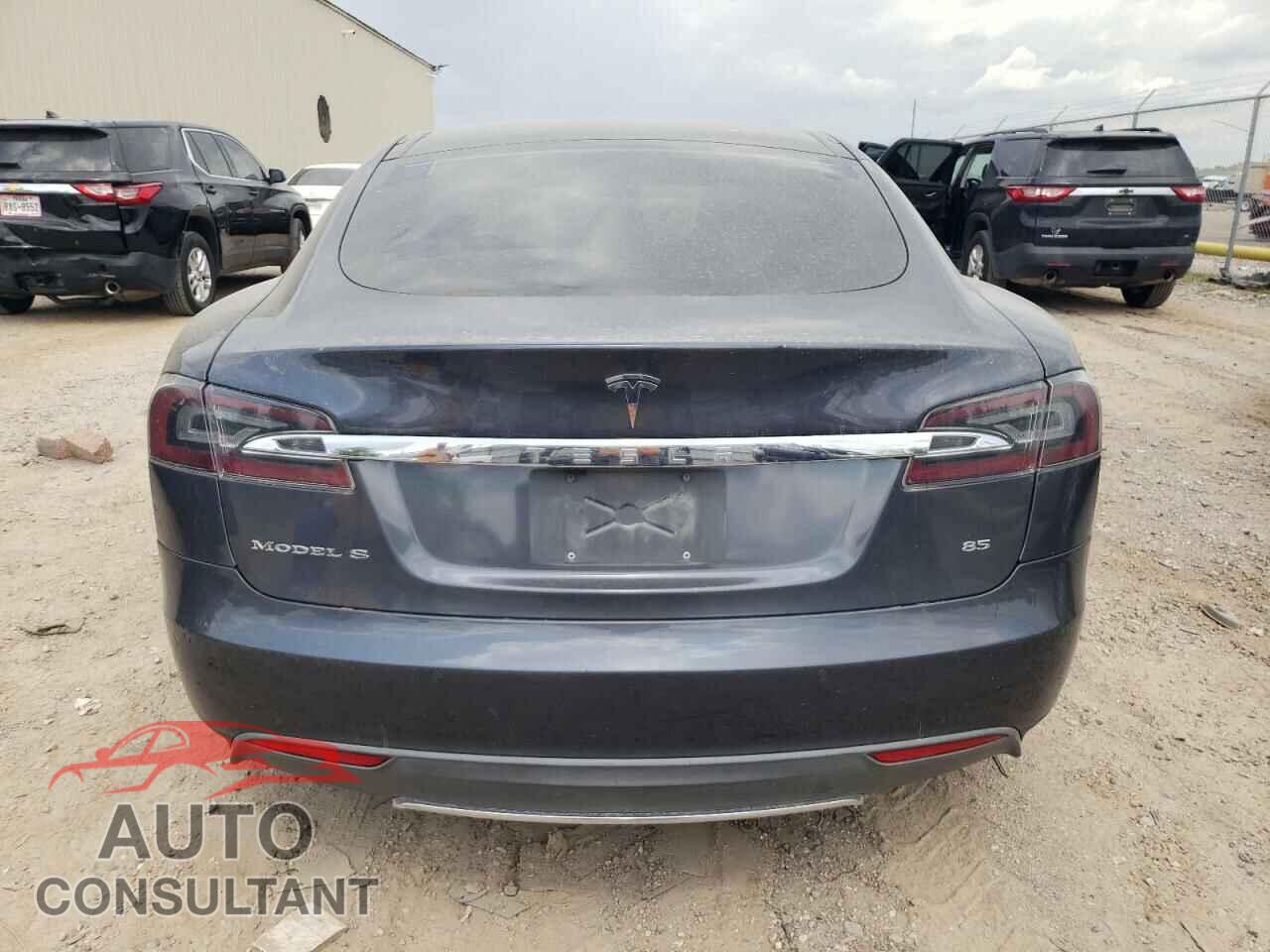 TESLA MODEL S 2014 - 5YJSA1H13EFP63602