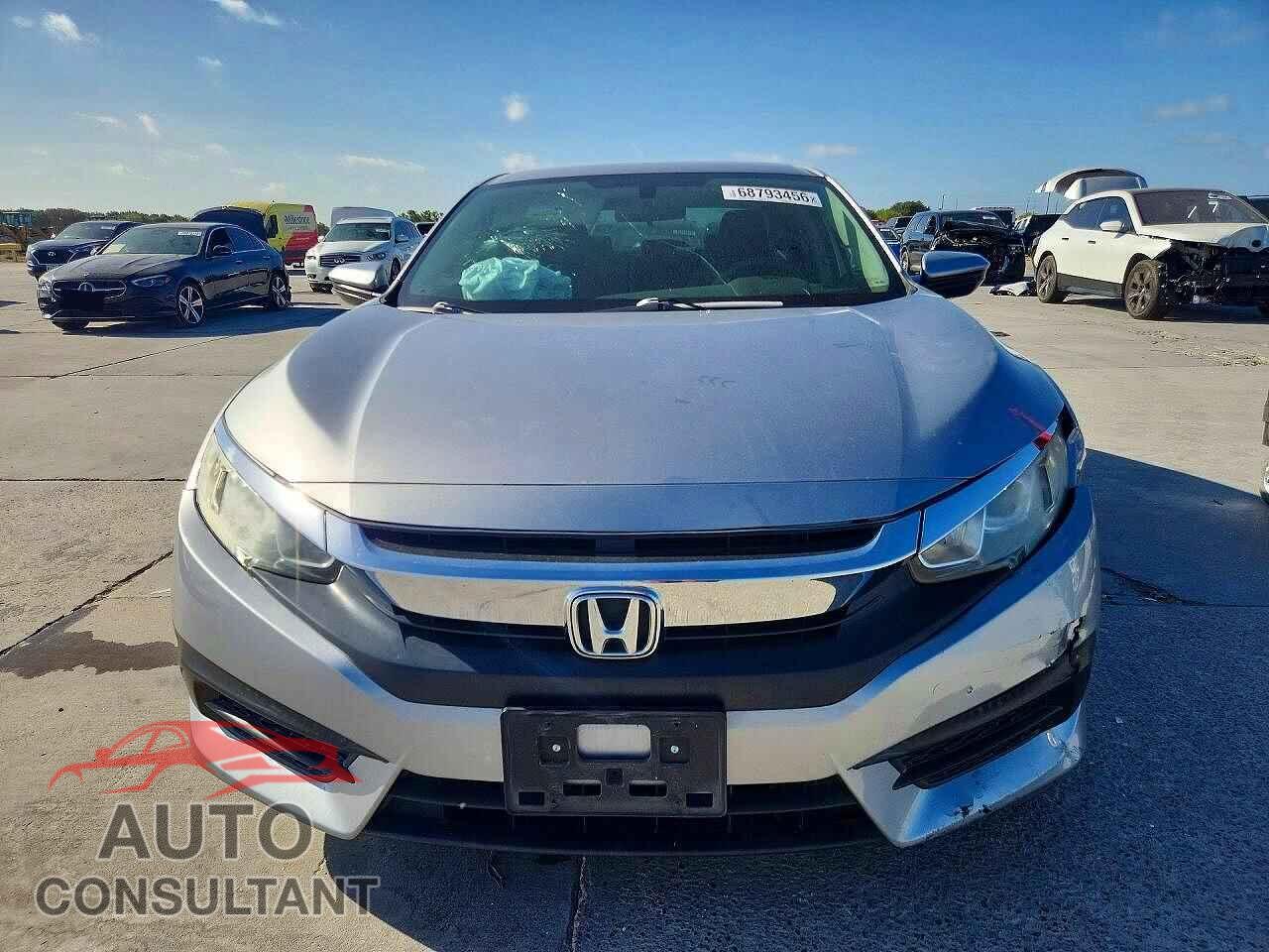 HONDA CIVIC 2017 - 19XFC2F58HE077315