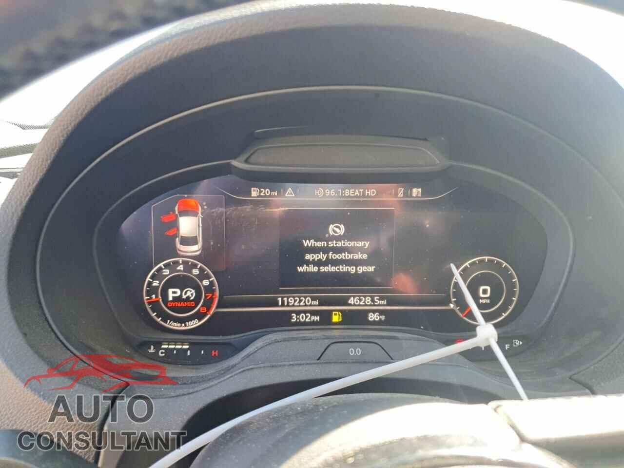 AUDI A3 2017 - WAUJ8GFF3H1012860