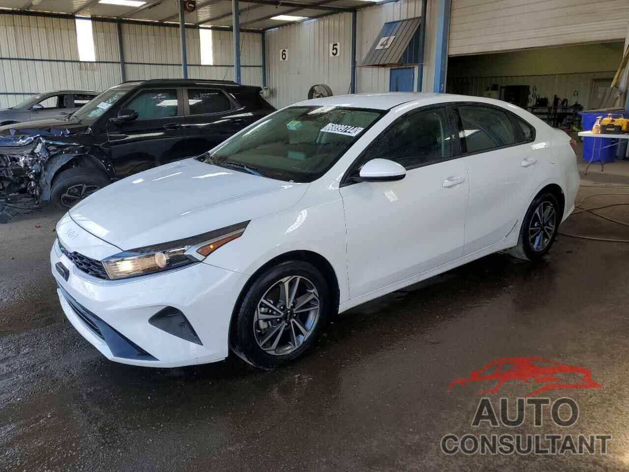 KIA FORTE 2023 - 3KPF24AD0PE575939
