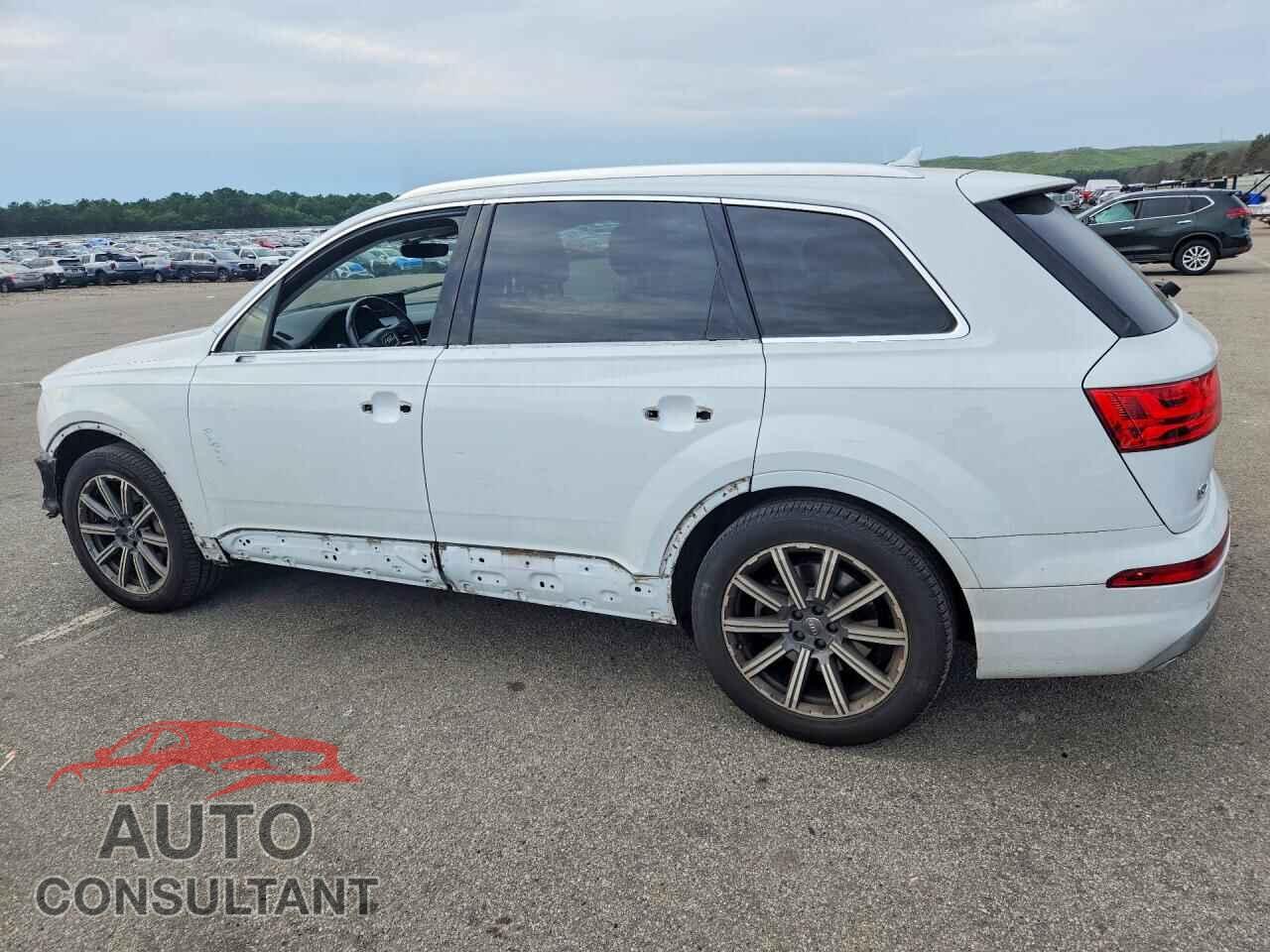 AUDI Q7 2019 - WA1LAAF71KD001409