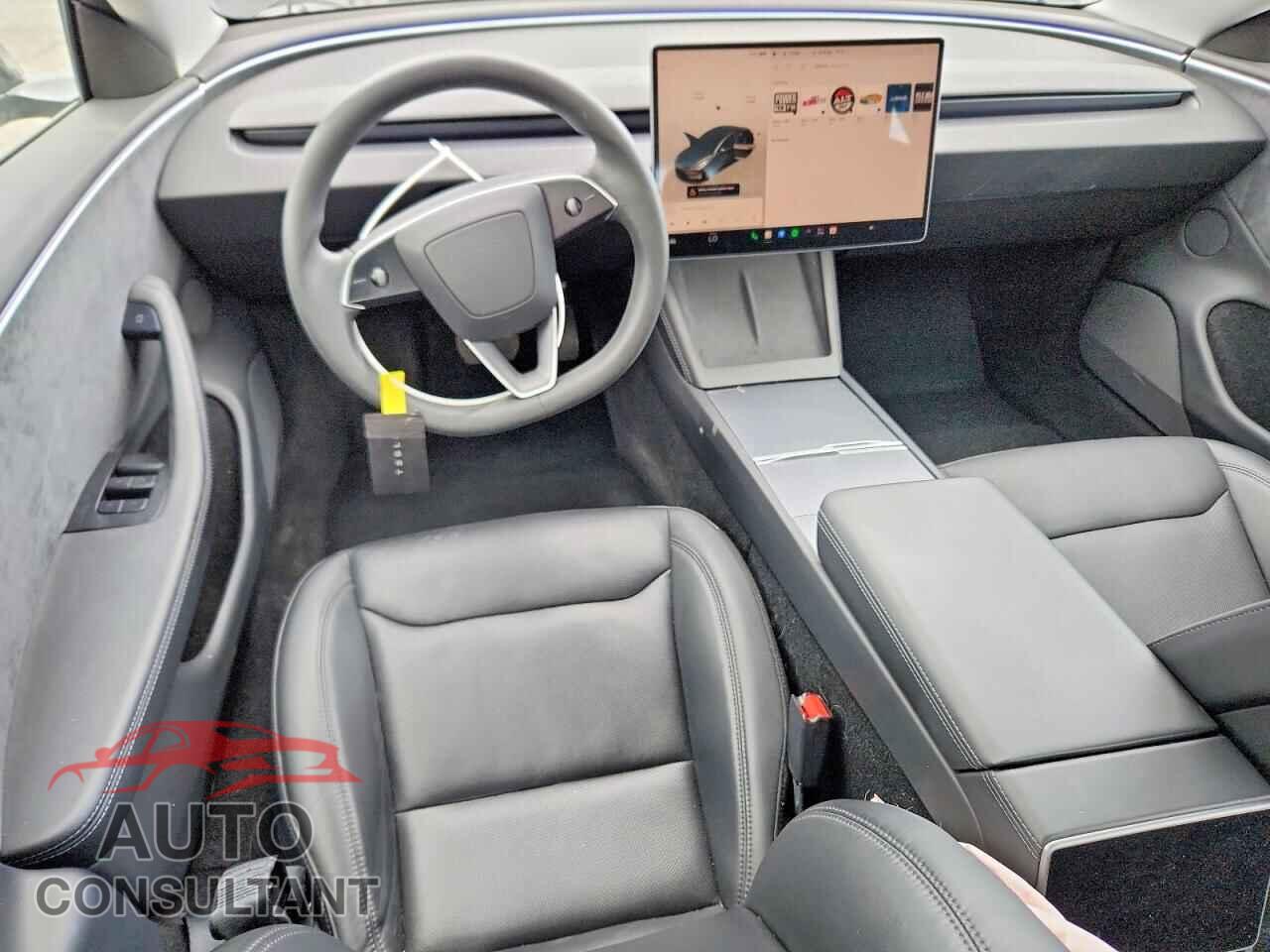 TESLA MODEL 3 2024 - 5YJ3E1EB5RF809393