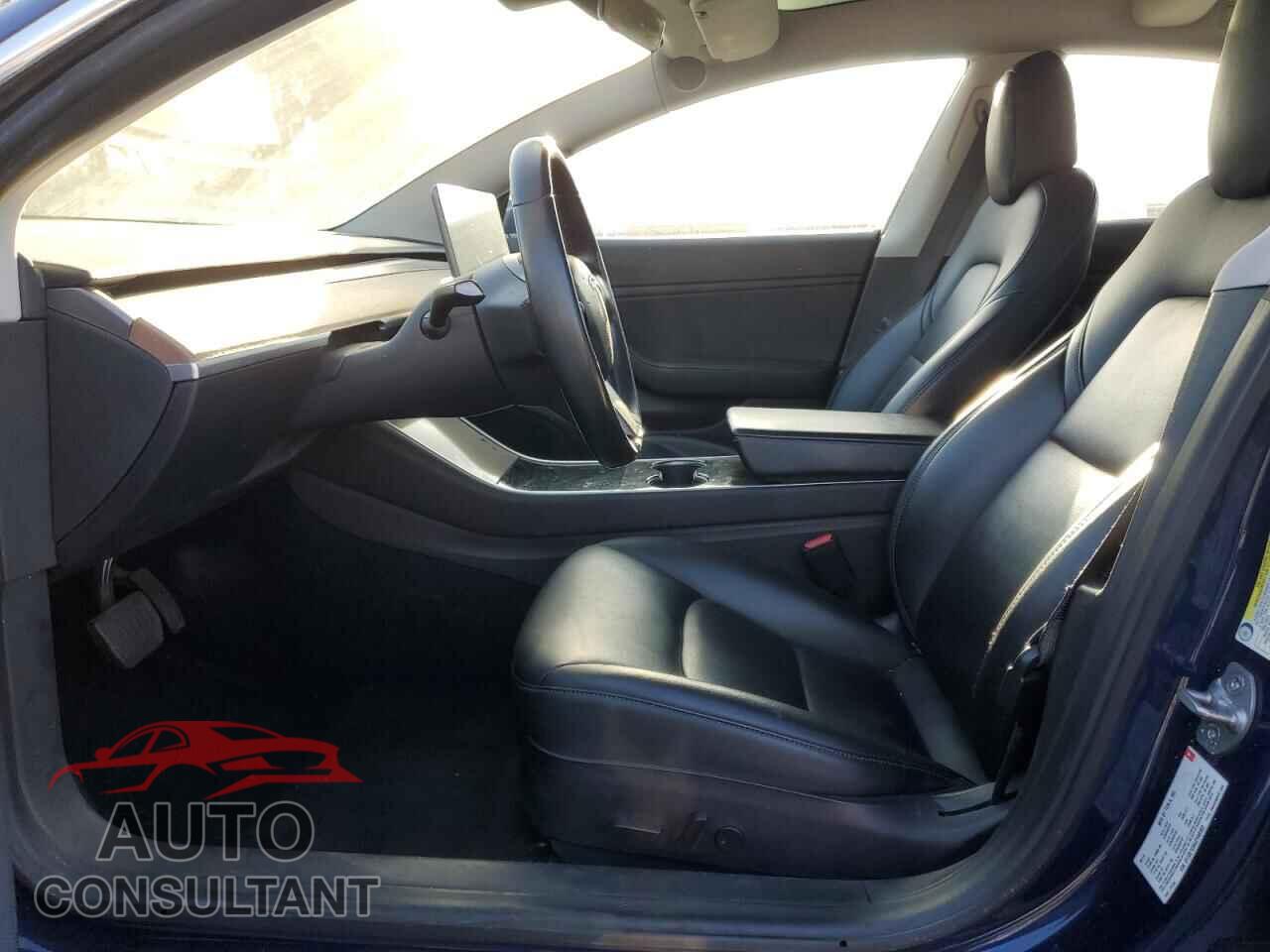 TESLA MODEL 3 2018 - 5YJ3E1EA4JF048383