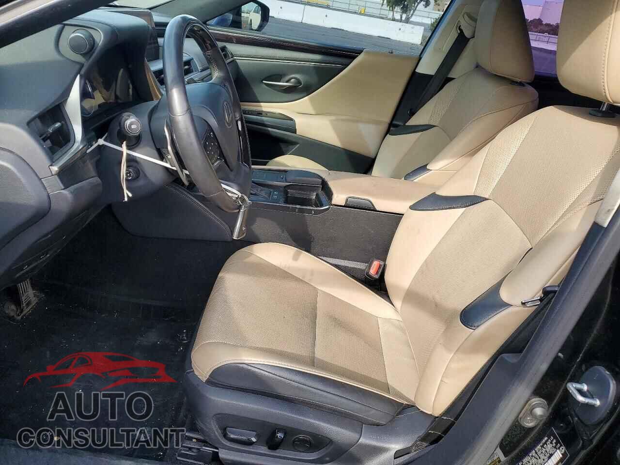 LEXUS ES300 2020 - 58AD21B19LU010891
