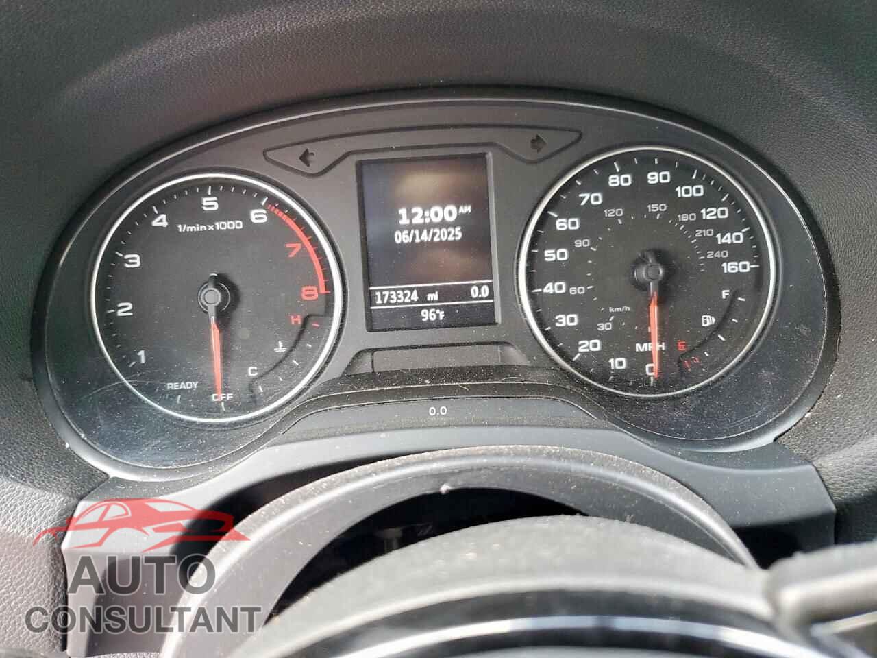 AUDI A3 2016 - WAUA7GFF2G1067852