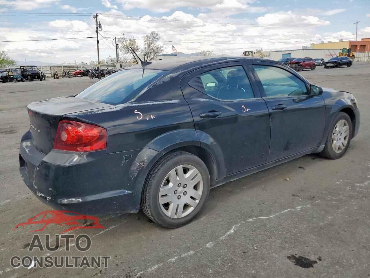 DODGE AVENGER 2013 - 1C3CDZABXDN755689