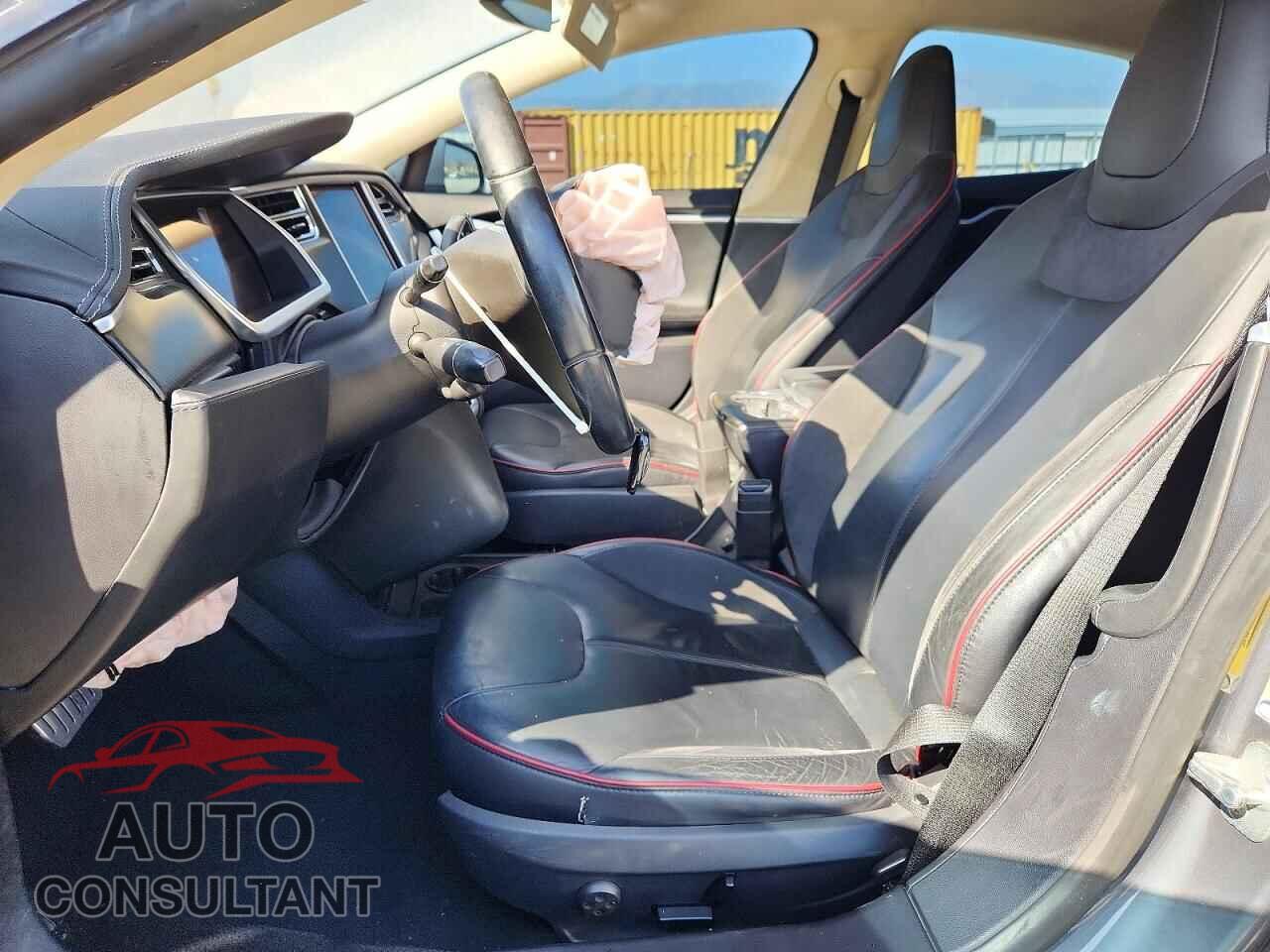 TESLA MODEL S 2013 - 5YJSA1CP6DFP04196