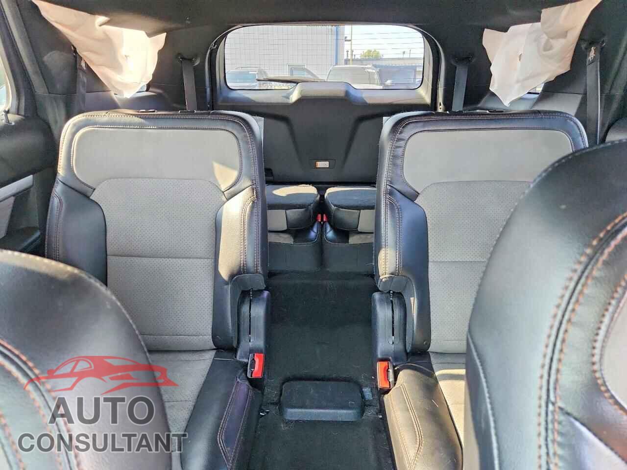 FORD EXPLORER 2017 - 1FM5K8DH9HGD12945