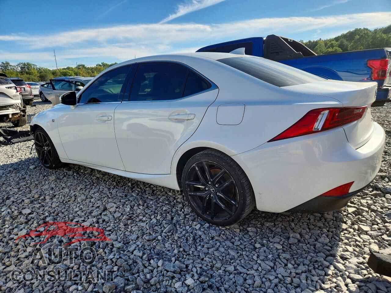 LEXUS IS 2014 - JTHCF1D21E5000322