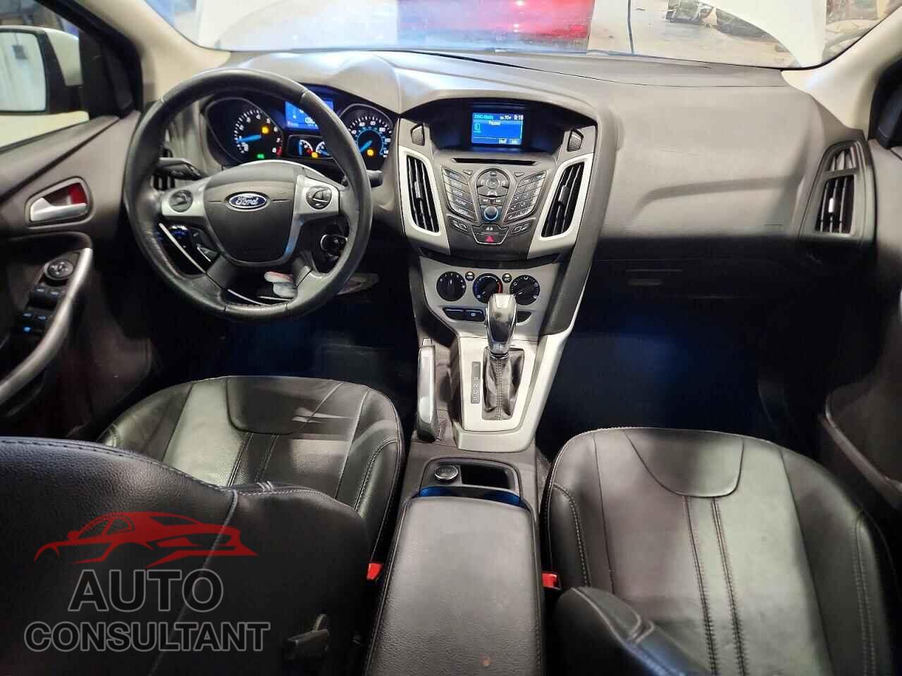 FORD FOCUS 2014 - 1FADP3F20EL104278