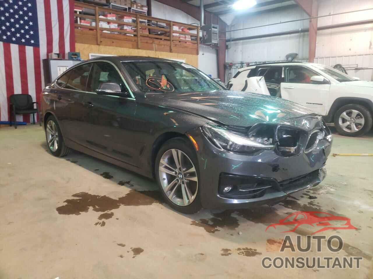 BMW 3 SERIES 2017 - WBA8Z9C34HG827504