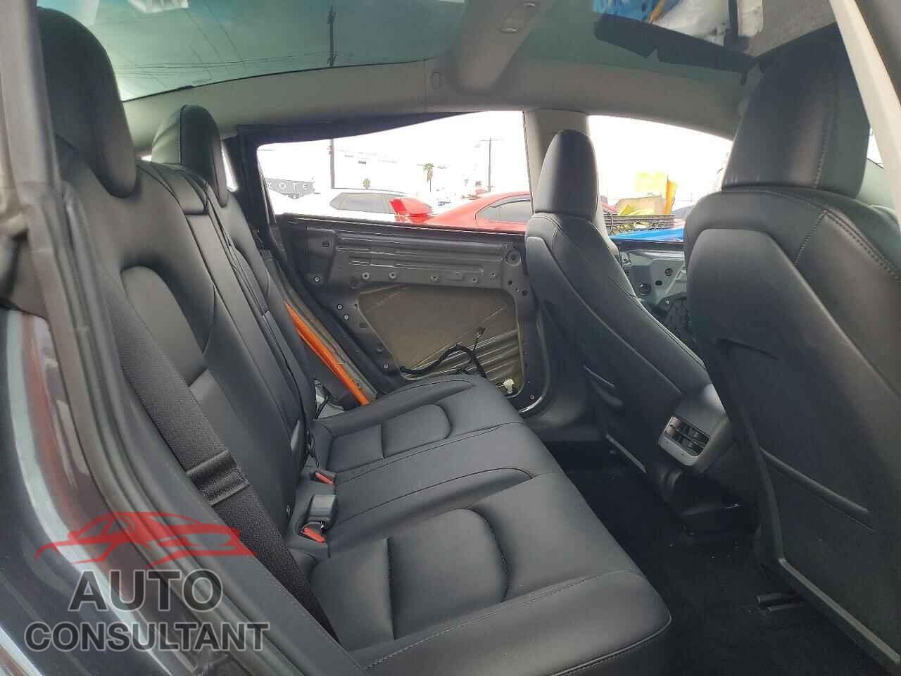 TESLA MODEL 3 2023 - 5YJ3E1EA5PF686604