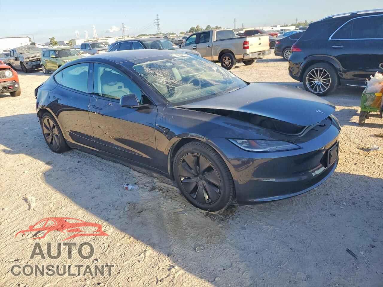TESLA MODEL 3 2024 - 5YJ3E1EA9RF735550