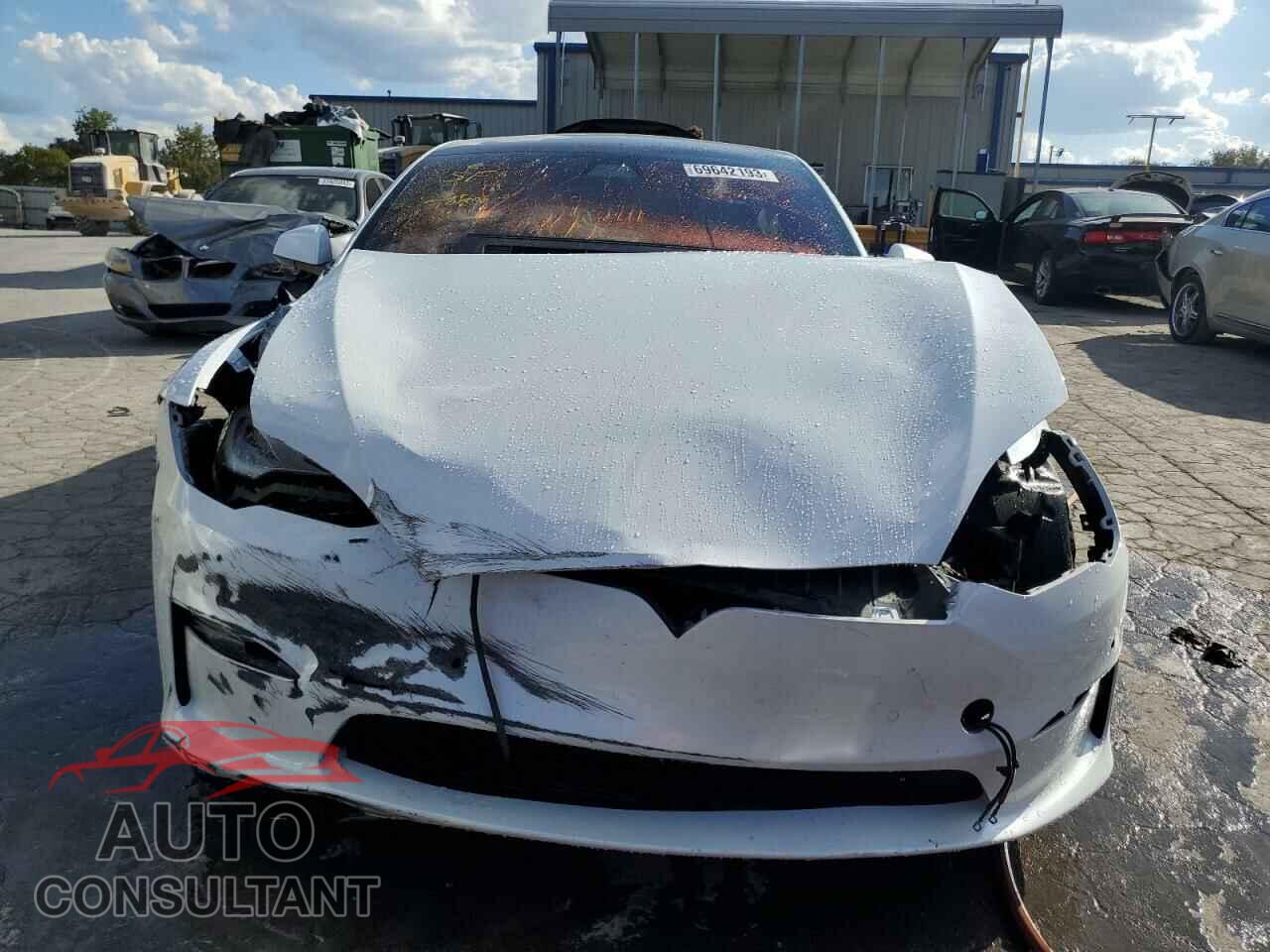 TESLA MODEL S 2022 - 5YJSA1E52NF486223