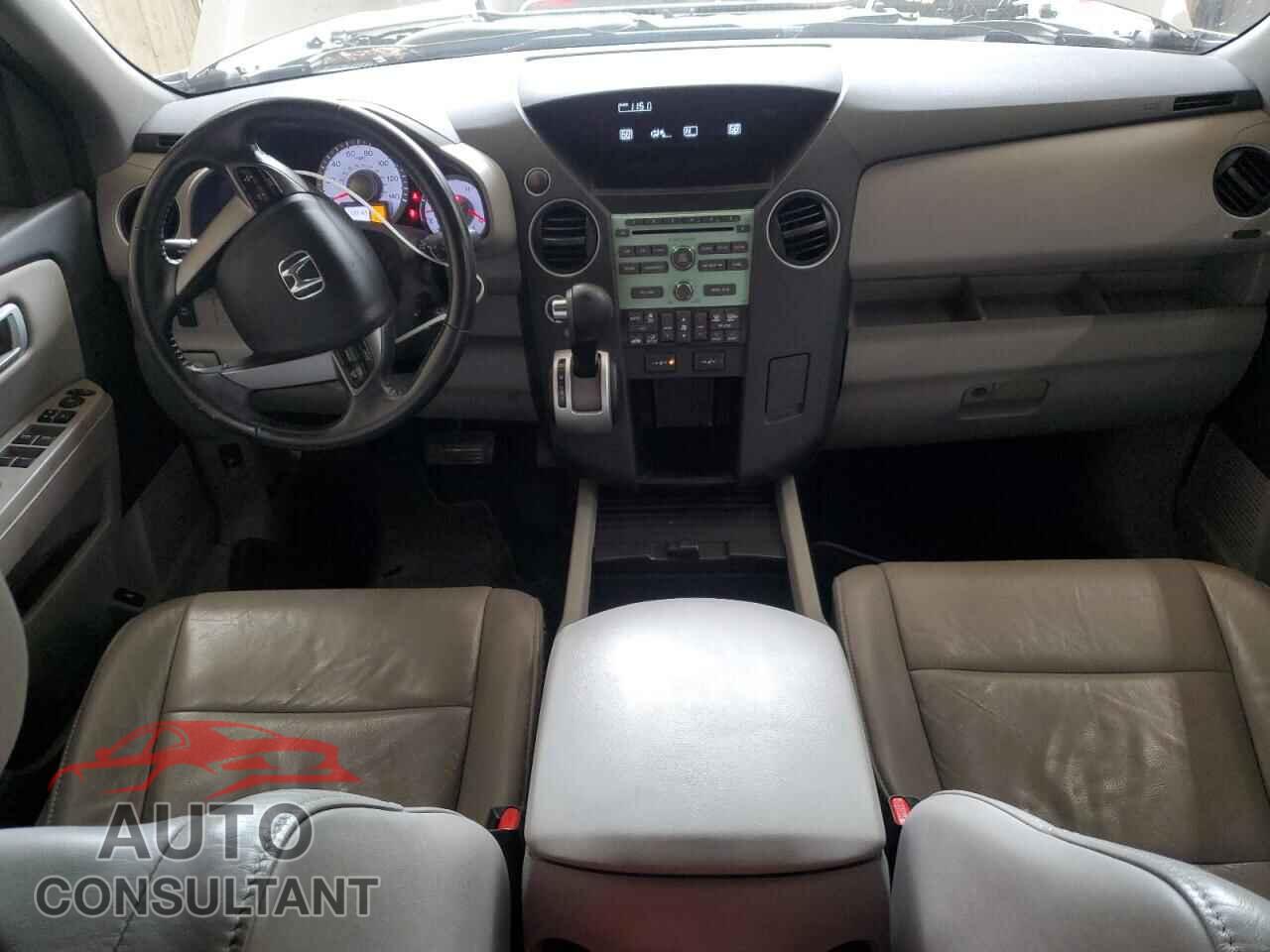 HONDA PILOT 2011 - 5FNYF4H58BB072142