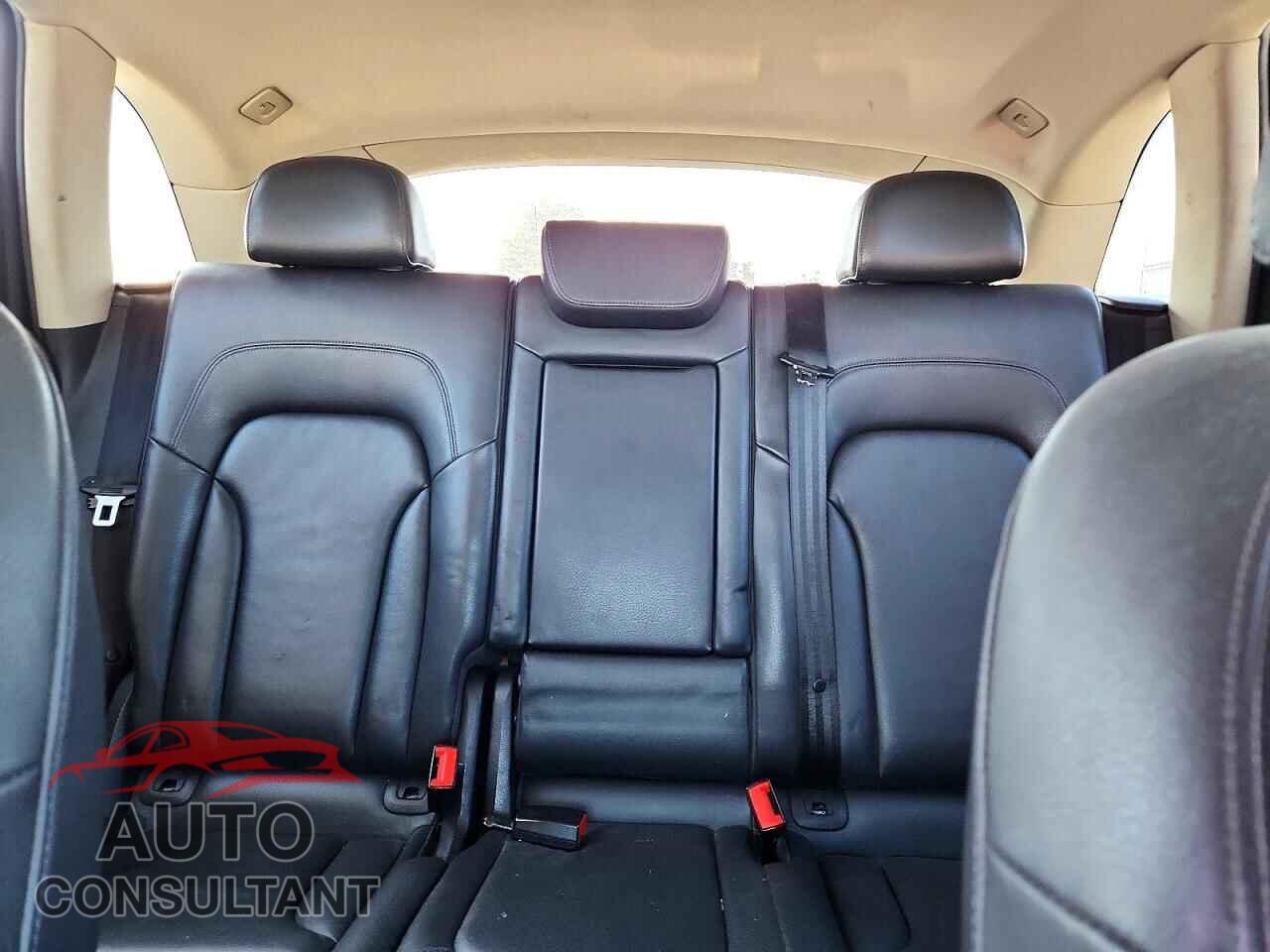AUDI Q5 2011 - WA1VFCFPXBA015543