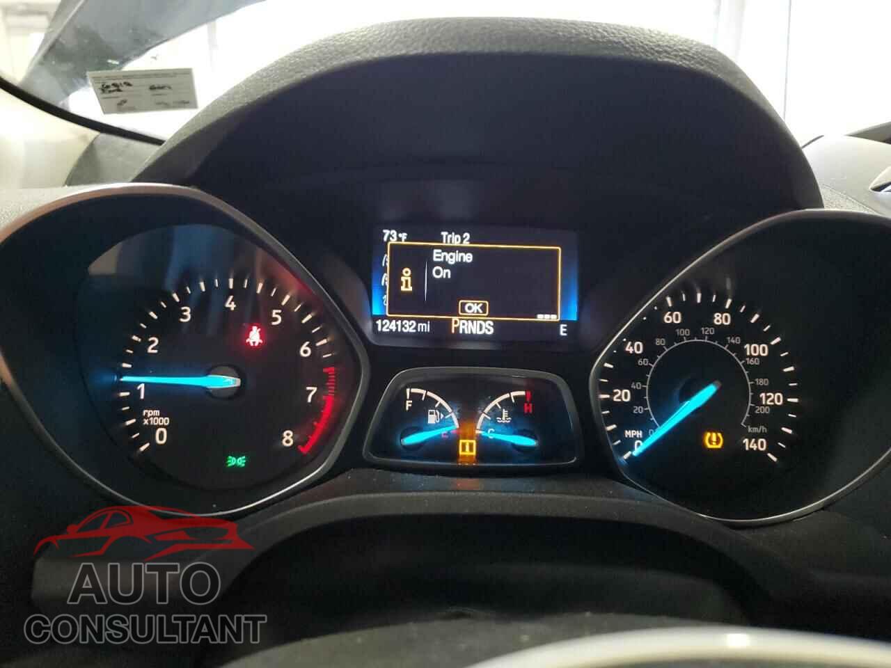 FORD ESCAPE 2017 - 1FMCU0F72HUB26818