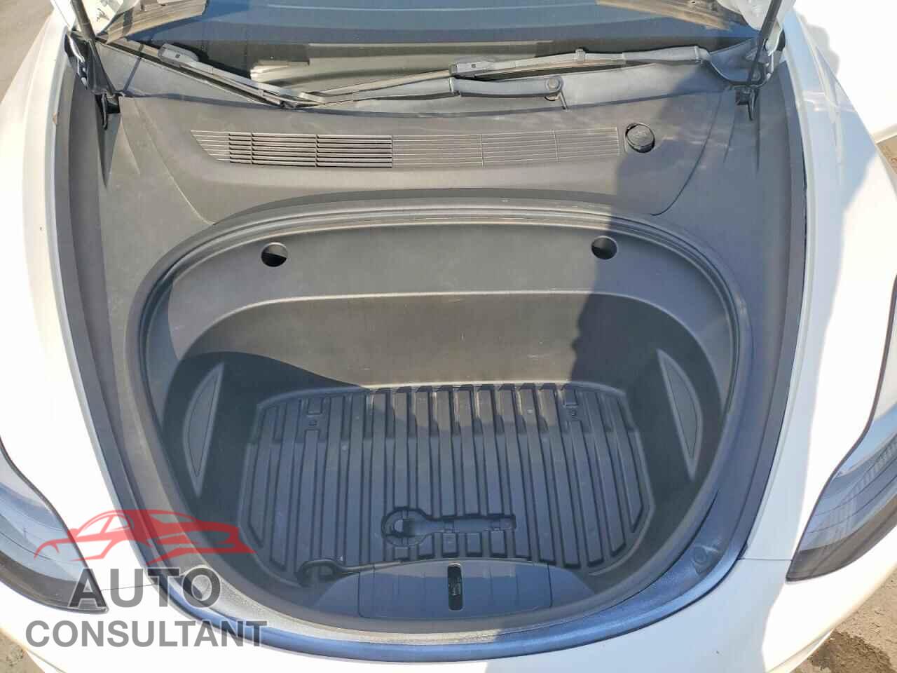 TESLA MODEL 3 2022 - 5YJ3E1EB7NF142546