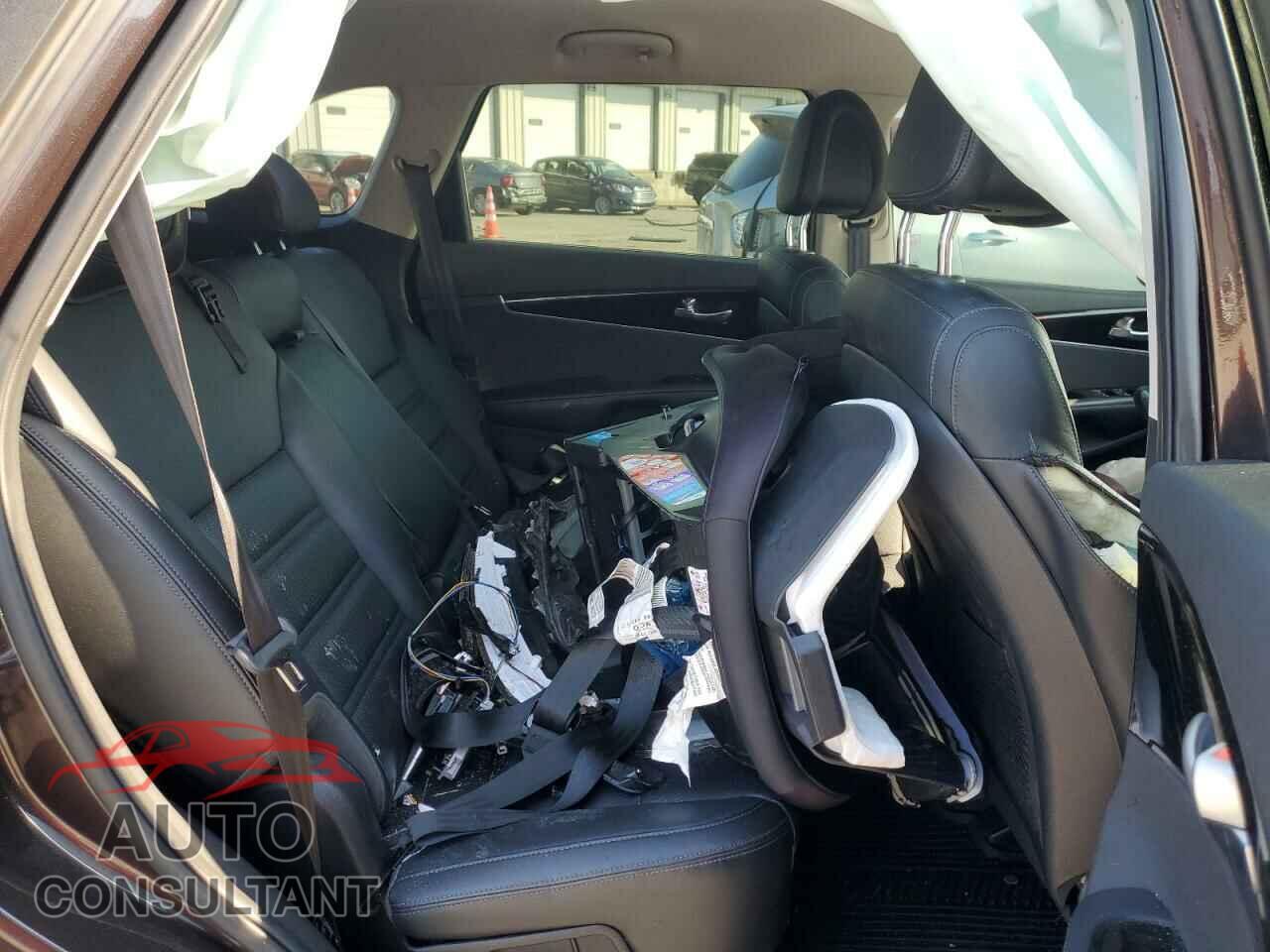 KIA SORENTO 2016 - 5XYPH4A14GG011626