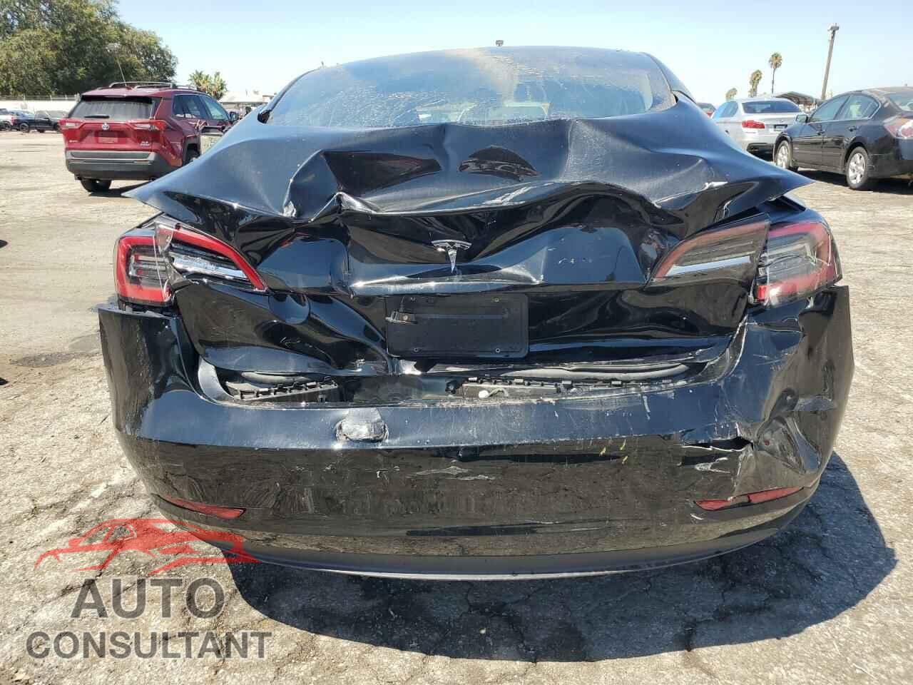 TESLA MODEL 3 2023 - 5YJ3E1EA5PF457405