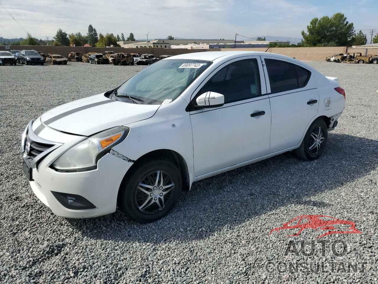 NISSAN VERSA 2017 - 3N1CN7AP3HL833747