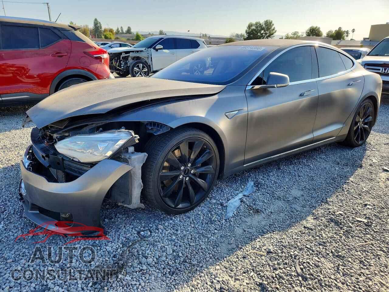 TESLA MODEL S 2014 - 5YJSA1S13EFP41186