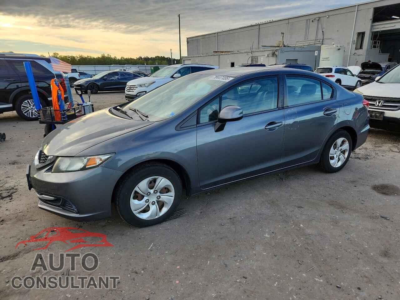 HONDA CIVIC 2013 - 2HGFB2F50DH598564