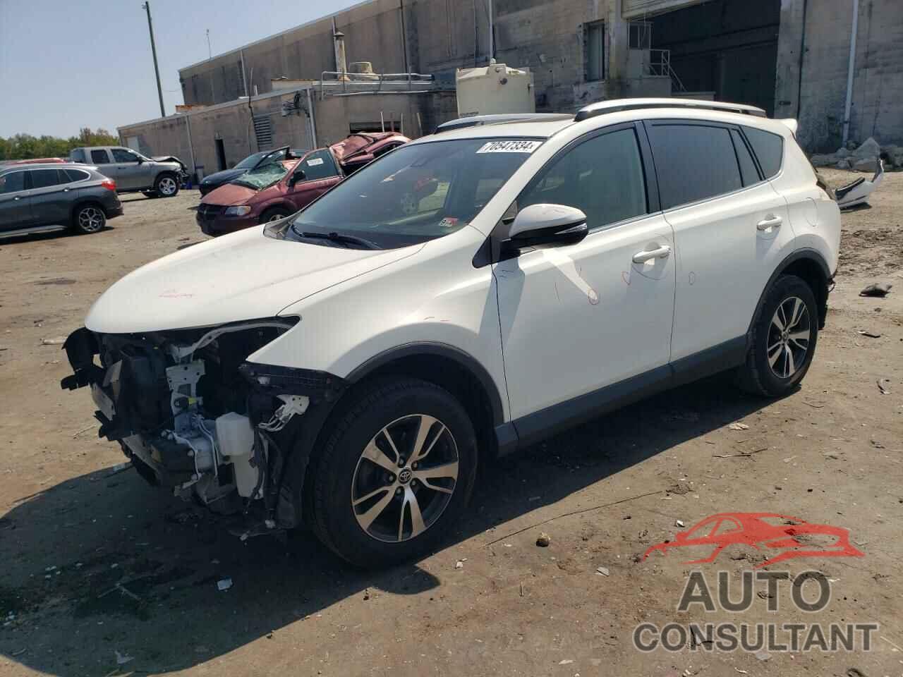 TOYOTA RAV4 2017 - JTMWFREV4HJ702068