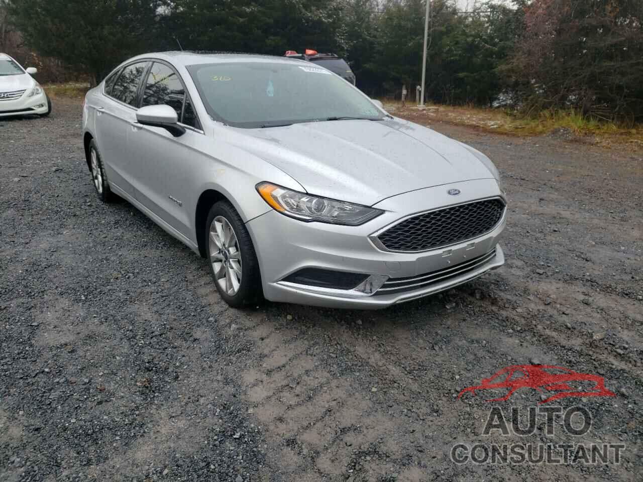 FORD FUSION 2017 - 3FA6P0LU1HR286043