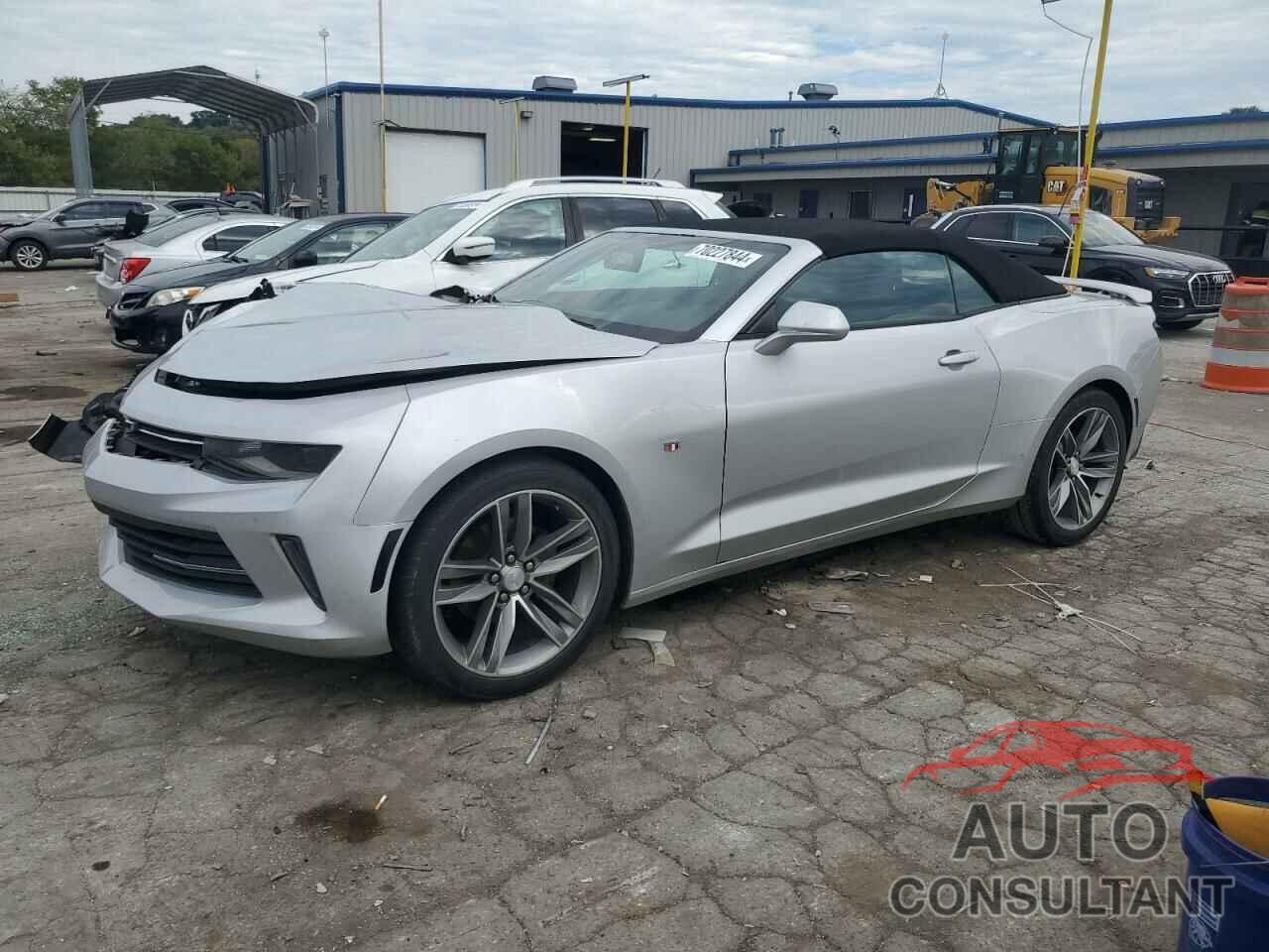 CHEVROLET CAMARO 2018 - 1G1FB3DS4J0112697